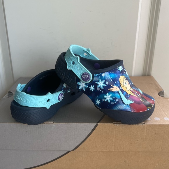 CROCS Disney Frozen Toddler Sandal- SZ 10 C - Picture 6 of 13